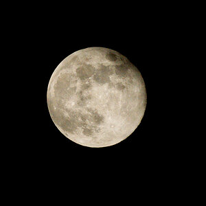 Mond 01