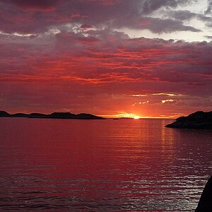 Solnedgang Sotra, Bergen Kommune 2010_08_18; 21:28:33