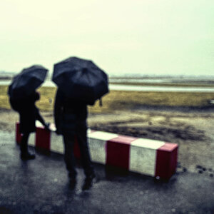 Tempelhof Regen1200x800