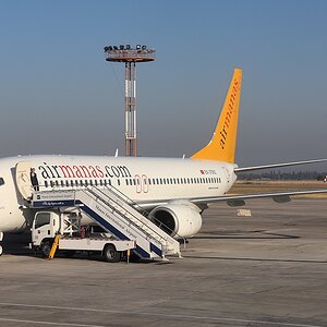 s119 Bishkek B737 800 AirManas 0935