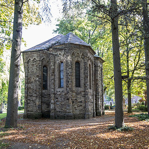 Alter Friedhof Bonn Kapelle 1.jpg
