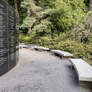 Oregon Holocaust Memorial 11.jpg