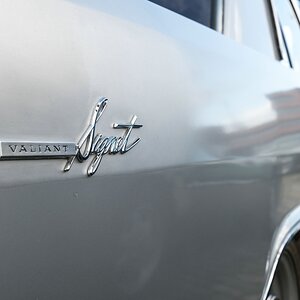 Plymouth Valiant Signet Hurst-equipped (1967)