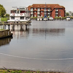 Vom Frühjahr bis zum Herbst fahren wir immer wieder einige Tage am Wasser.