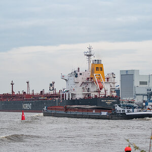 Überholvorgang auf Weser