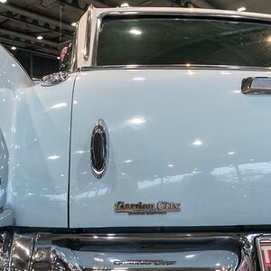Plymouth Fury Sport Suburban (1960)