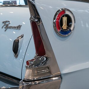 Plymouth Fury Sport Suburban (1960)
