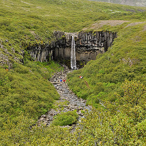 37 Svartifoss