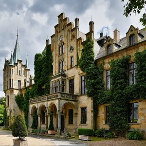 comp_24 (1).jpg