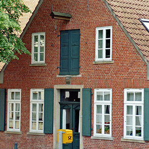 1901-post-022.jpg