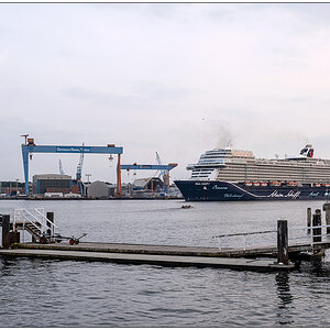 446 "Mein Schiff 1"