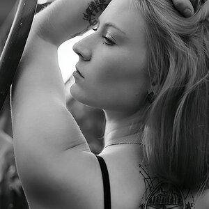 Leni X