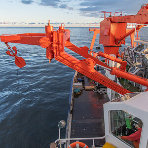 201013 AL546 NF-F-3.jpg