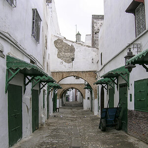 Souks Tetouan.jpg