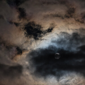 Der Mond verbirgt (1 von 1).JPG