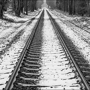 Gleis im Schnee (1 von 1).JPG