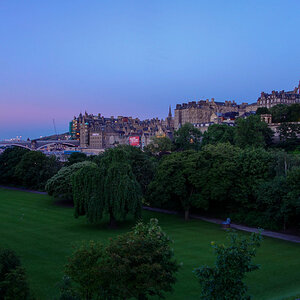 Edinburgh Panorama Abendstimmung.jpg