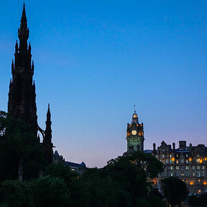 Edinburgh Denkmal Nachtstimmung-.jpg