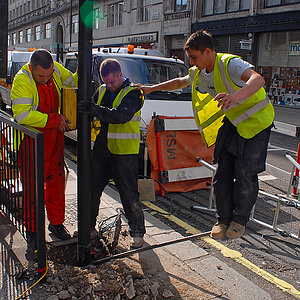 Lonon, Strassenbau.jpg
