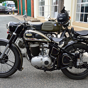 Triumph BDG 250 L.jpg