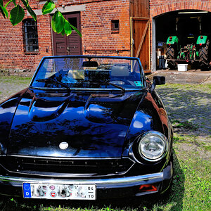 Fiat 124 Spider.jpg