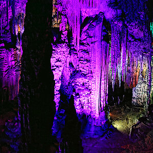 Tropfsteinhöhle bei Canyamel.jpg