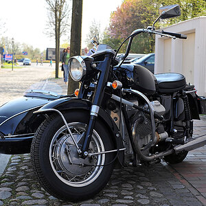 Moto Guzzi V7 Gespann 1.jpg