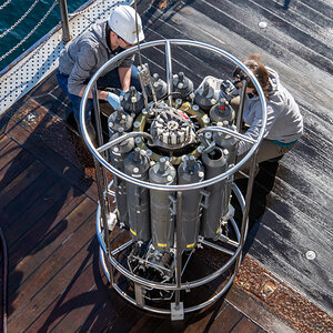 AL557-61.jpg