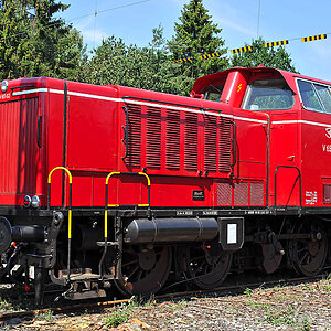 V 65 02.jpg