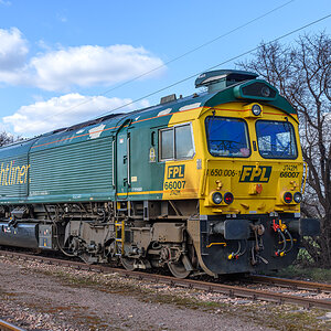 OF2_48487.jpg
