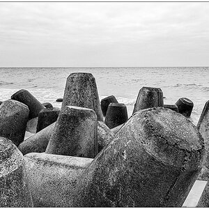 335 Sylt – Hörnum Odde Tetrapoden II Schwarzweiß