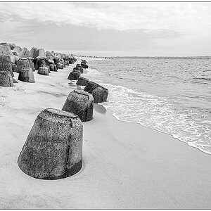 338 Sylt – Hörnum Odde Tetrapoden V Schwarzweiß