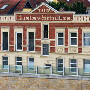 OF2_51132.jpg