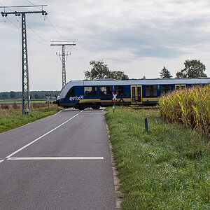 Bahnübergang 2 (1 von 1).JPG
