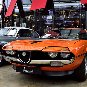 Alfa Romeo Montreal