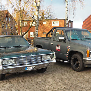 Chrysler New Yorker 1.jpg