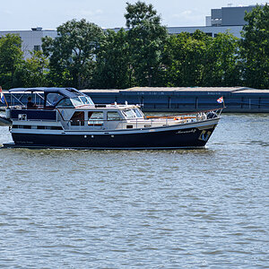 OF2_50510.jpg