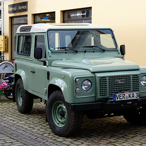 Land Rover kurz.jpg