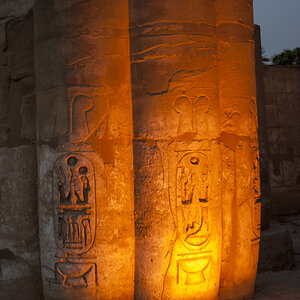 Wandschnitzerei Luxor3.jpg
