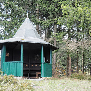 Schutzhütte an der 'Rolle'.jpg