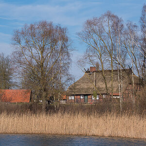 Das Haus am See (1 von 1).jpg