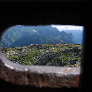 Blick aus der Panzerkuppel Richtung Italien