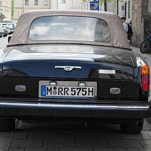 Rolls-Royce Corniche Heck.jpg