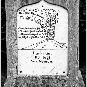 204 Sylt – Keitum Friedhof: Gedenkstein für Jens Emil Mungard