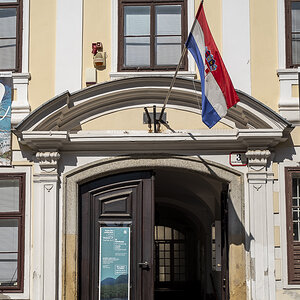 Zagreb Tür naive Kunst.jpg