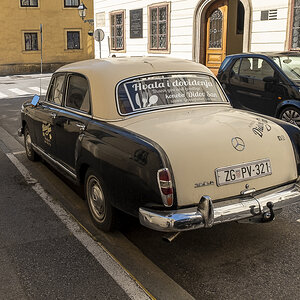 Zagreb Oldtimer Mercedes2.jpg