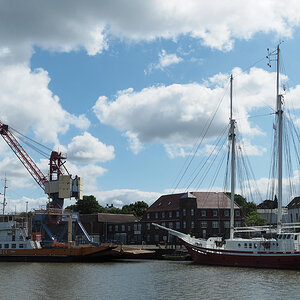 Innenhafen Brake, Unterweser.jpg