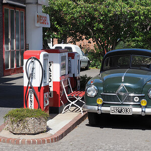 Borgward 1800 Front.jpg
