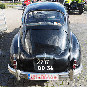 Peugeot 203 e.jpg