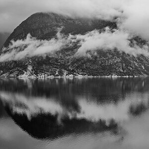 Eidfjord 2 BW.jpg